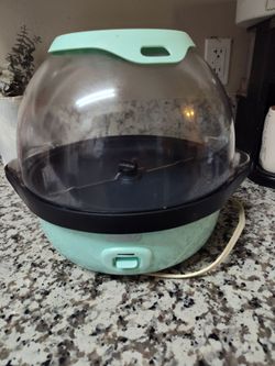 Dash popcorn maker