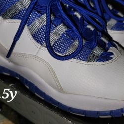 Jordan 10 Size 5.5Y 