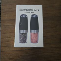 Electric Salt and Pepper Mill