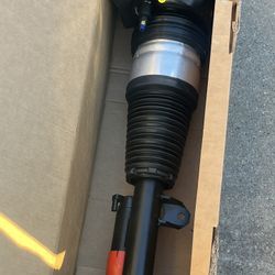 Front Right Air Suspension Strut for 2016-2022 BMW 740i, 750i