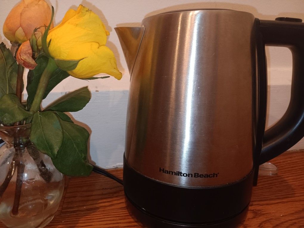 Hamilton Beach Electric Kettle