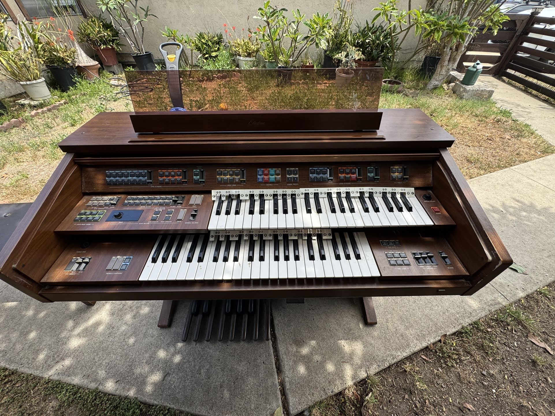 Yamaha Electone Free Pick Up Today