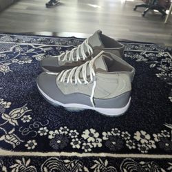 Jordan Style Retro 11 Cool Grey without box - Size 7.5 - Like New