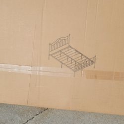 Full Metal Bed