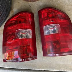 07-13 Silverado/sierra Taillights 