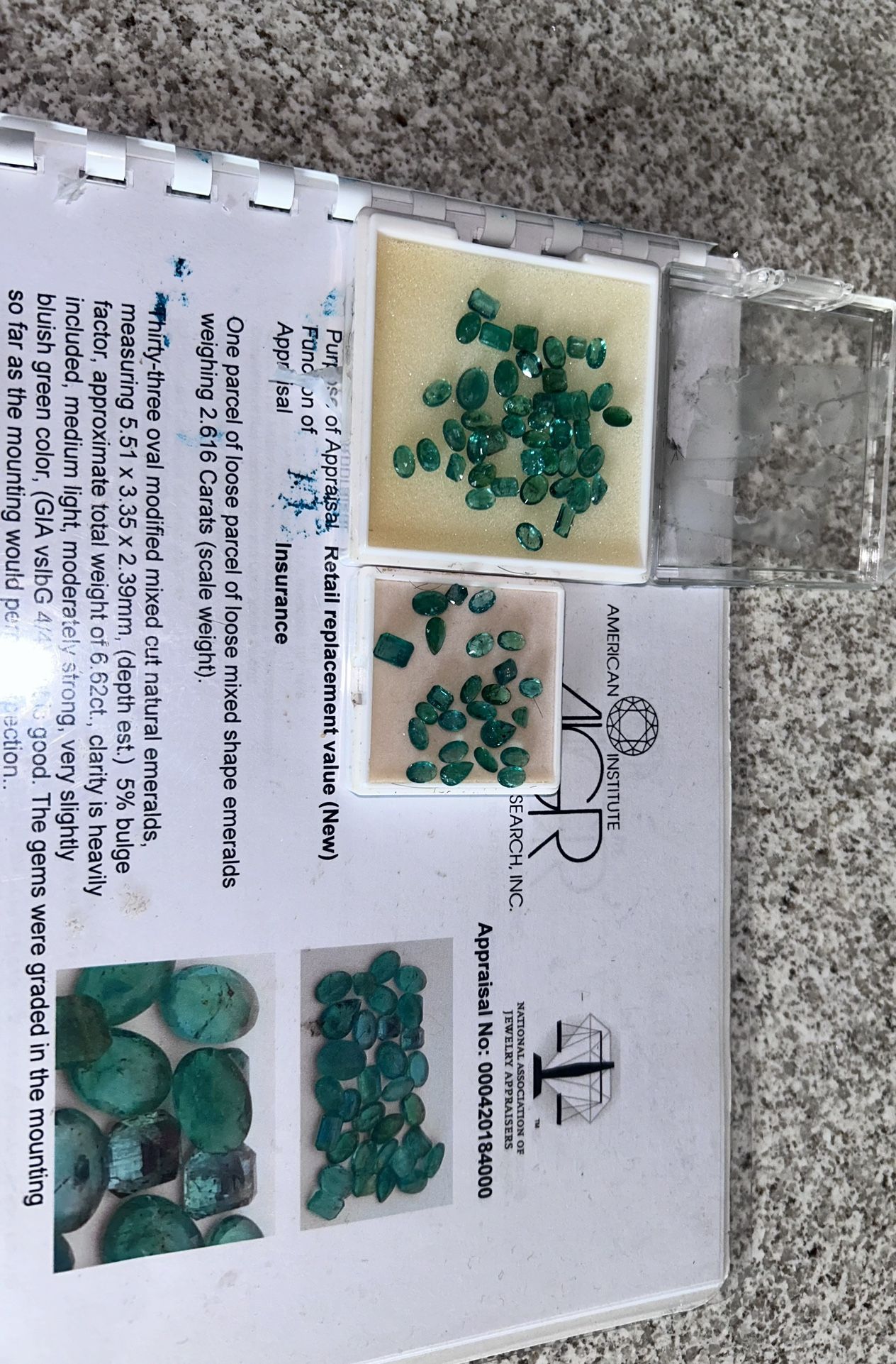 Pakistan Swat valley VS1 Emeralds