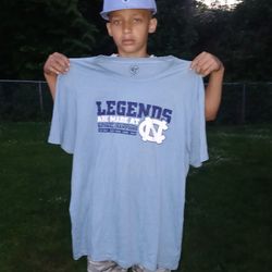 North Carolina Tar Heels Snapback Hat & 47` T-Shirt Size XXL Both In Excellent Used Condition 