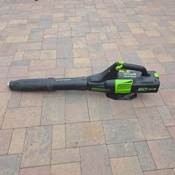 GreenWorks Pro Battery Leaf Blower 60-Volt Max Lithium Ion (Li-ion) 540-CFM 140-MPH Heavy-Duty Brushless Cordless