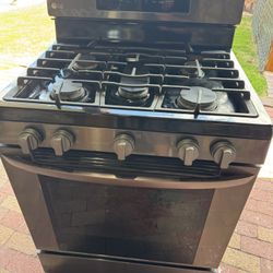 Lg Gas 5 Burner  Stove 