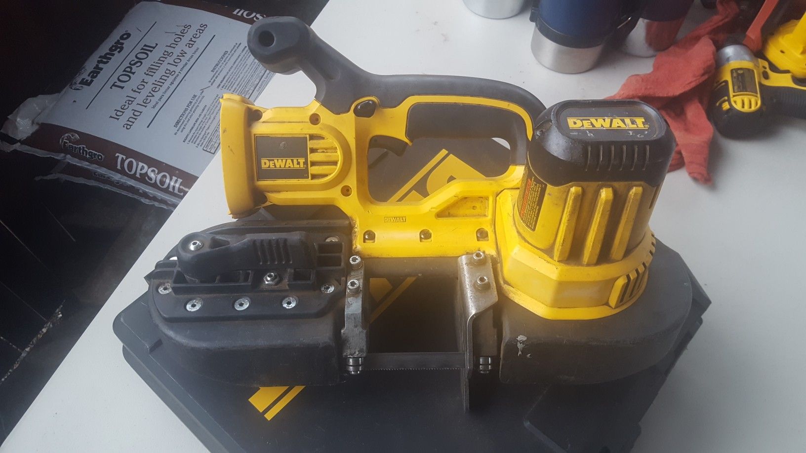 DeWalt DCS370 18v Cordless Band Saw - TOOL ONLY