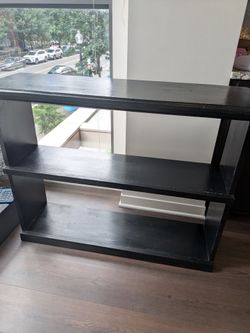 Solid wood 2-shelf bookcase