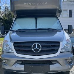 2019 Navion Mercedes-Benz