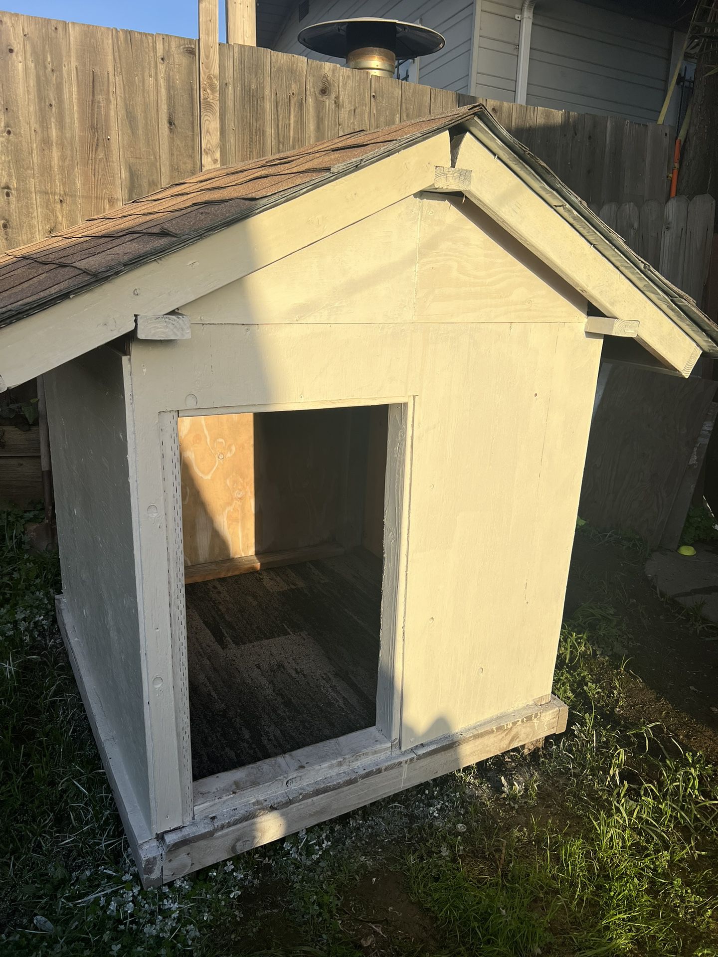 DOG HOUSE FOR SMALL TO X LARGE DOG