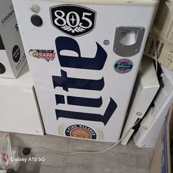 Mini FRIDGE $40 WORKS