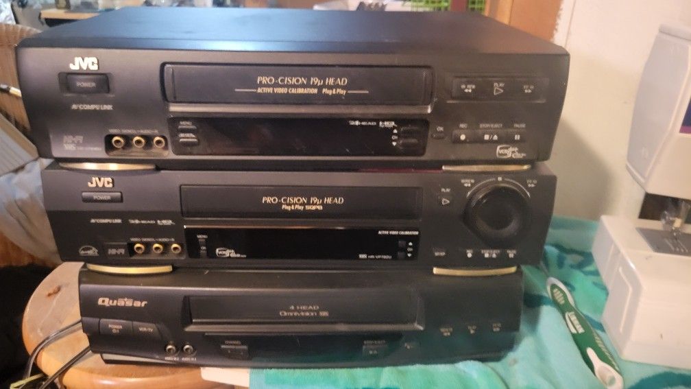 Vcr Players Tested Working With Remotes 