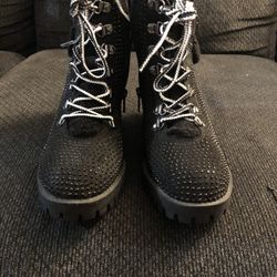 Girls Boots