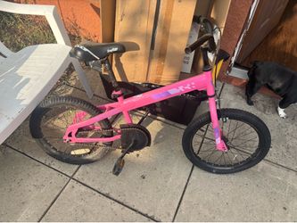 Pink girl bike