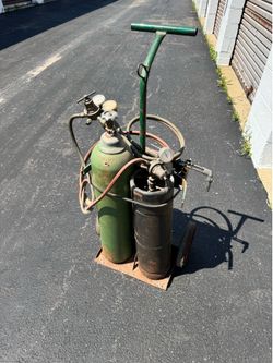 oxygen acetylene torch and cart