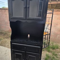 Kitchen Cabinet