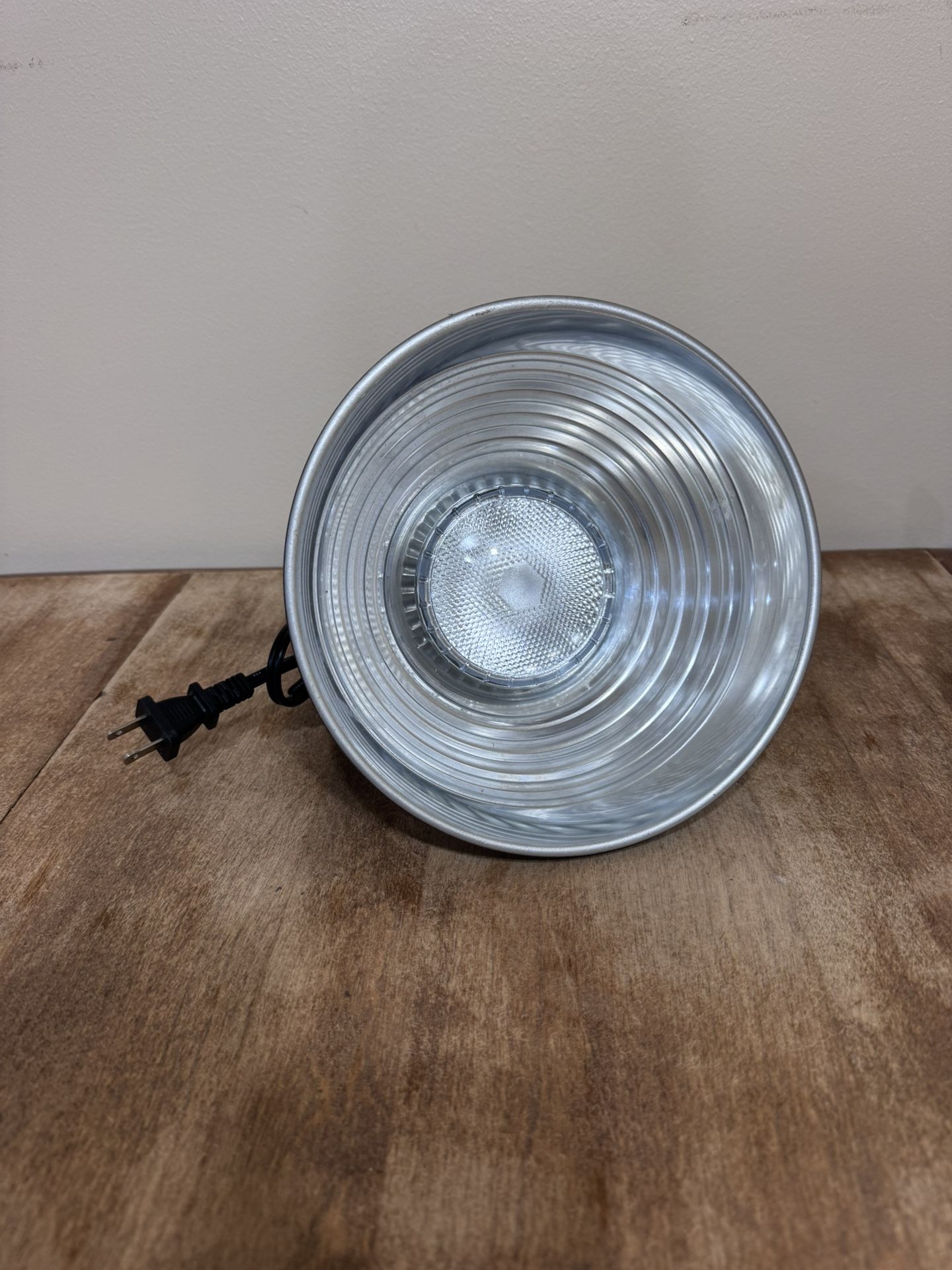 Thrive Reptile Dome Light Fixture – Model DL-85 (150W Max)