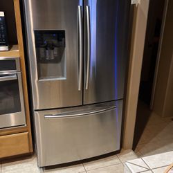 Samsung 25 Cubic Refrigerator 