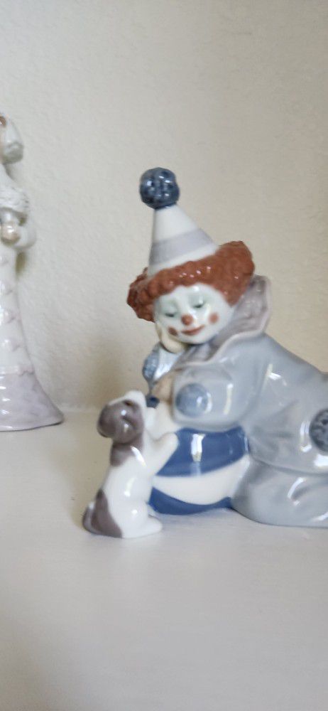 Lladro Spain Handmade Porcelain Collectible Figurine - Clown, Dog & Ball