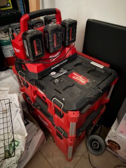 Milwaukee Pack-Out Tool Box & Charger