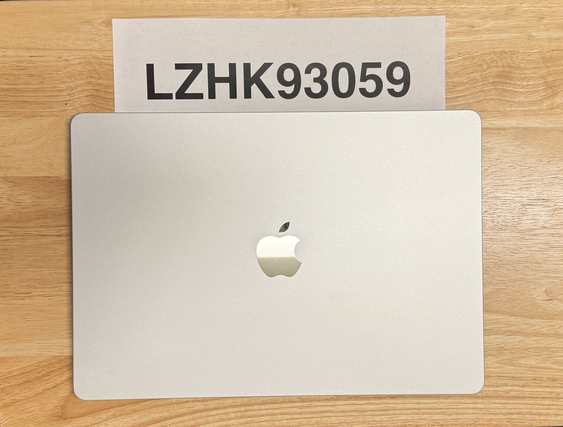 Apple MacBook M2 15.3” 8GB 256GB Silver Laptop