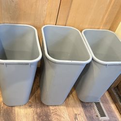 Set of 3 Rubbermaid® Office Trash Cans - 10 Gallon