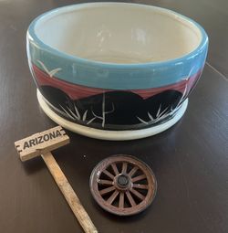 Vintage Southwestern Style Painted Ceramic Succulent/Cacti Planter 3.5" x 7”.