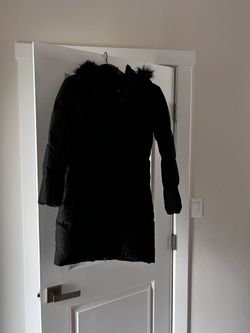 Gap XS black Down/Feather Puffer Jacket 