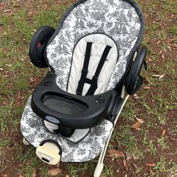 Graco Soothing Vibrations Baby Chair