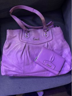 Coach lavander handbag