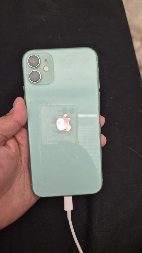 iPhone 11