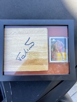 Toni Kukoc Autograph And Card
