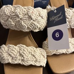 Universal Thread Crochet heels Size 6
