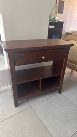 Shelf table