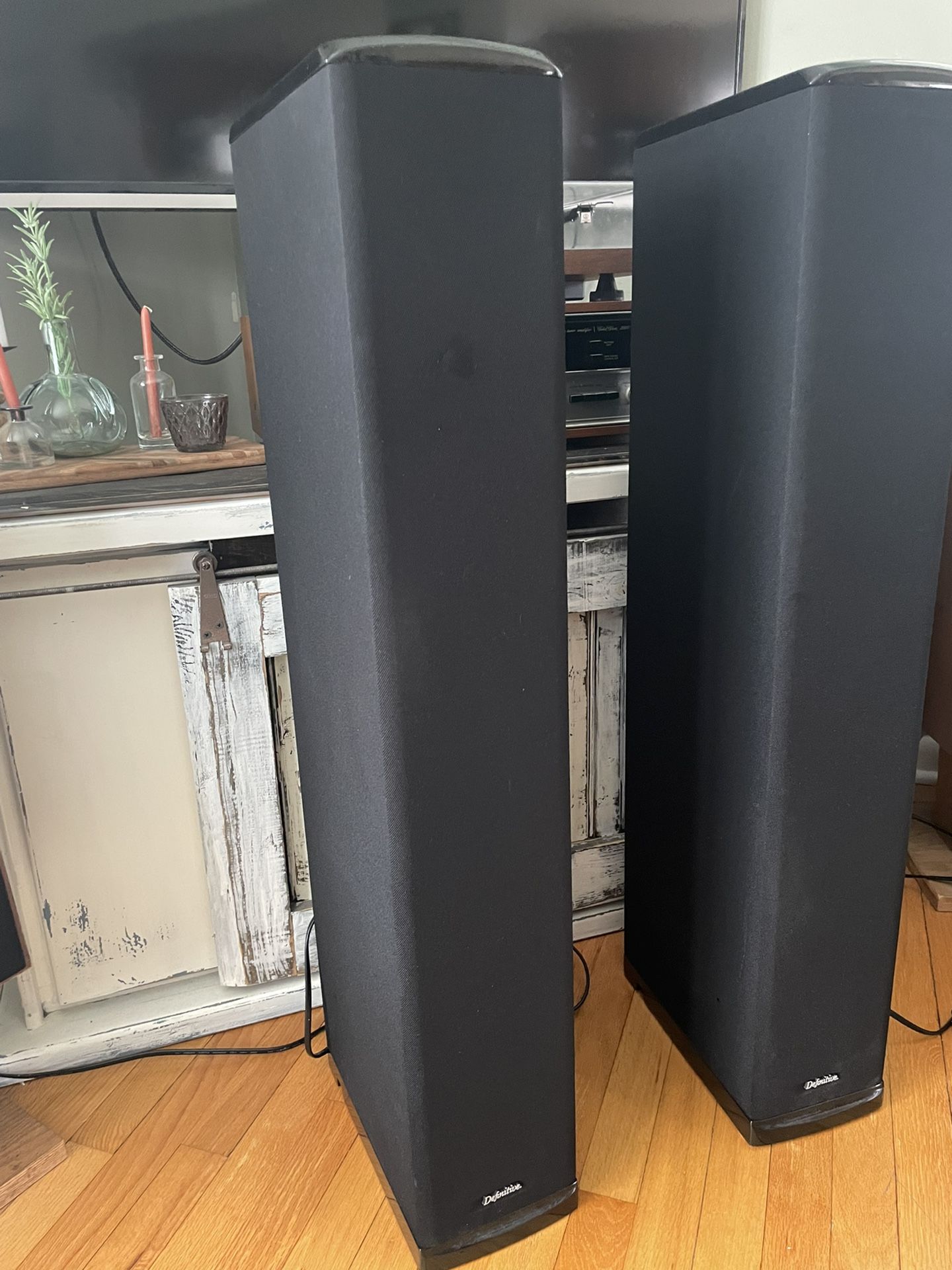 Definitive Technology BP7006 Tower Speakers for Sale in Bull Valley, IL