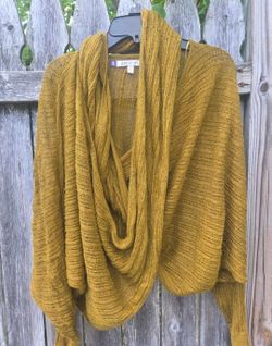 Jennifer Lopez Mustard Knit Cardigan Size xs