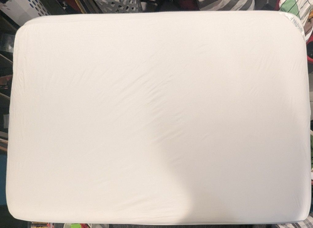 Full Size Mattress (Memory Foam/Pocket Springs)