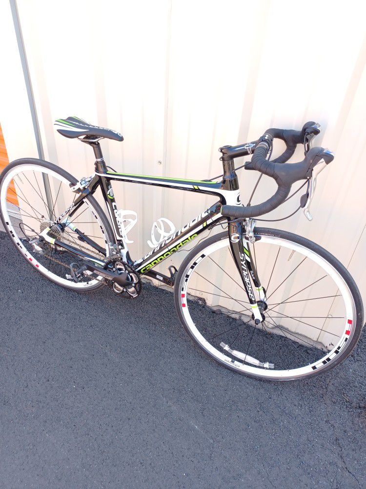 Cannondale Synapse Carbon 6 51cm Road Bike - Race Bicycle Ready With Extras (Sensors, Cateye, Carbon Fiber Water Bottle Holders, Park Tools, Etc...)