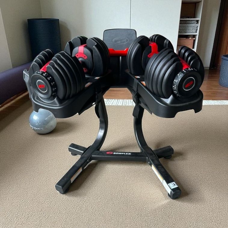 Bowflex Adjustable Dumbbells And Stand 