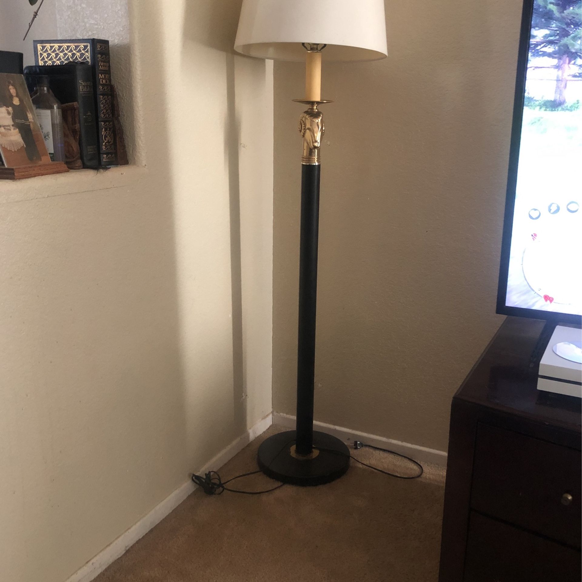 UL VINTAGE PORTABLE LAMP RARE