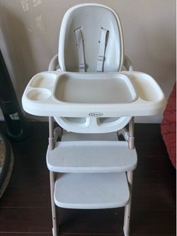 Moving sale/ Everything must go - Baby products