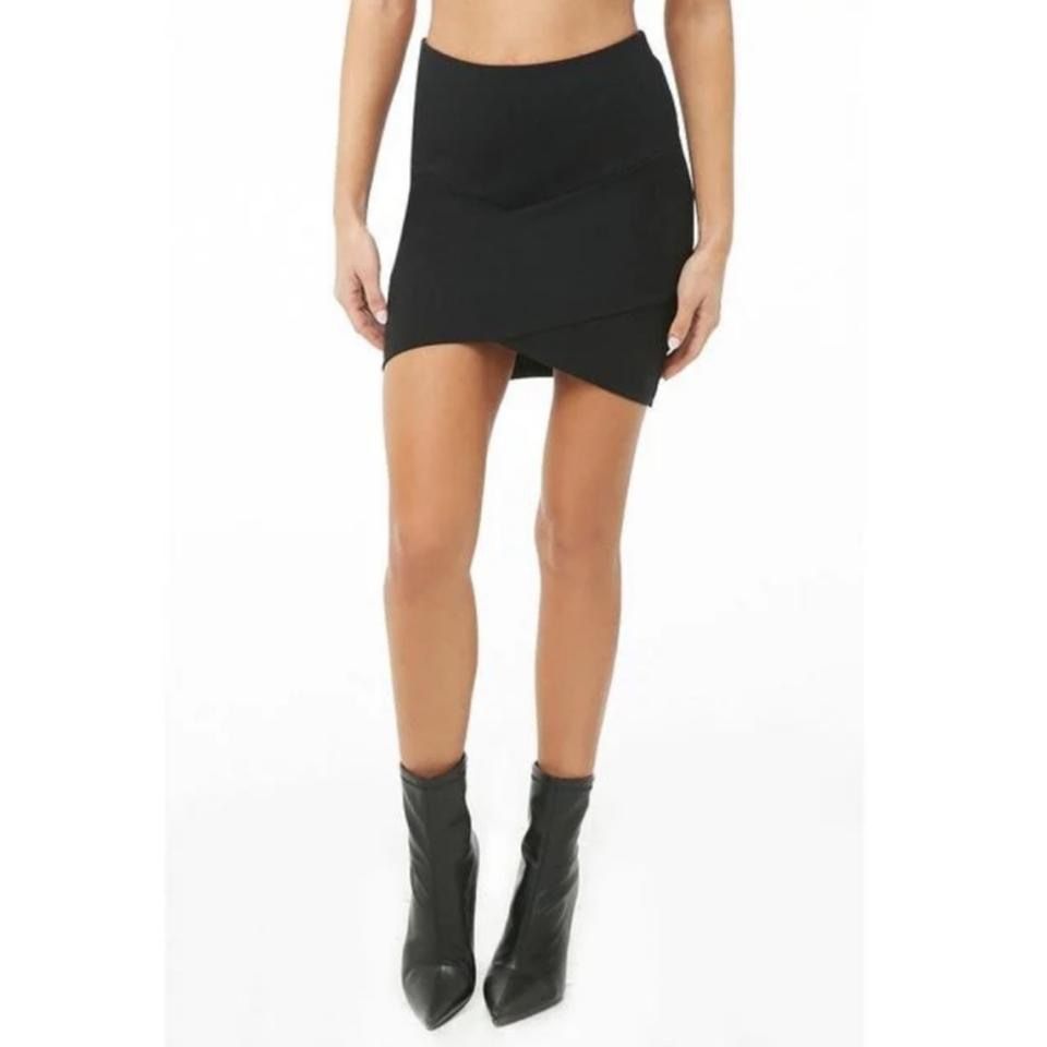 NEW Black Tulip Hem Bandage Mini Skirt