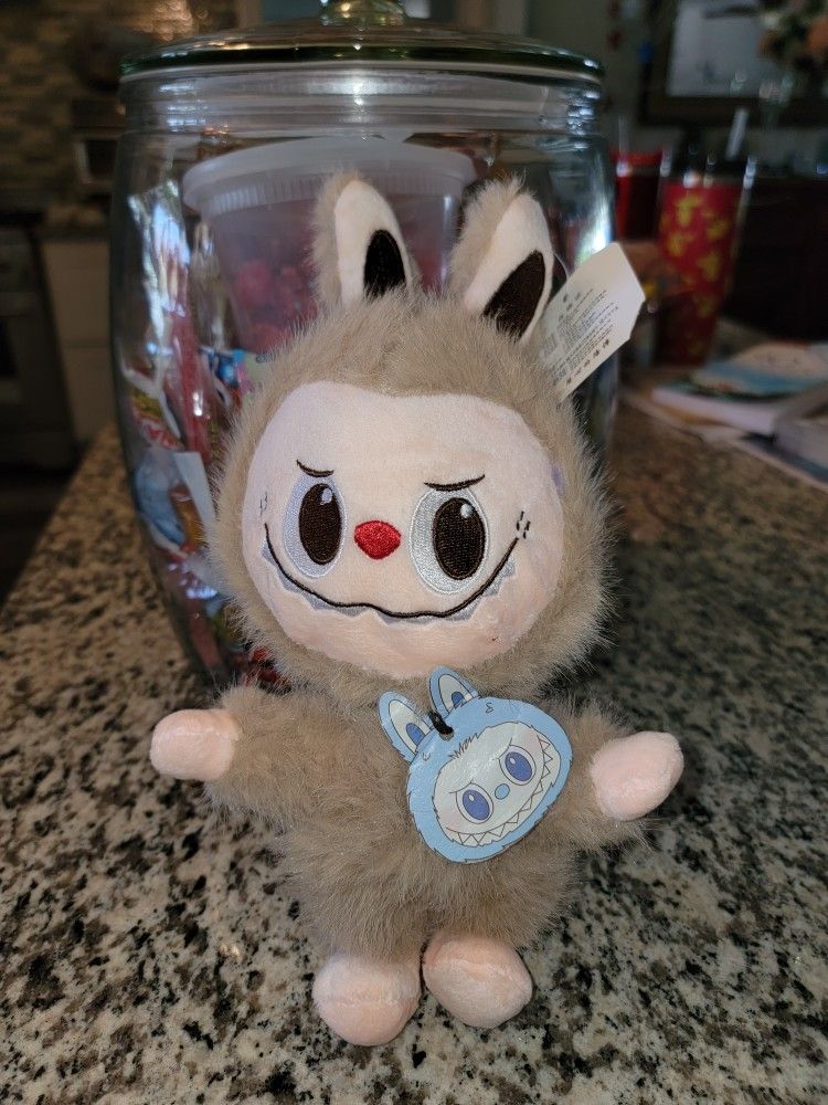 Lububu Tan 9" Plushie Brand New