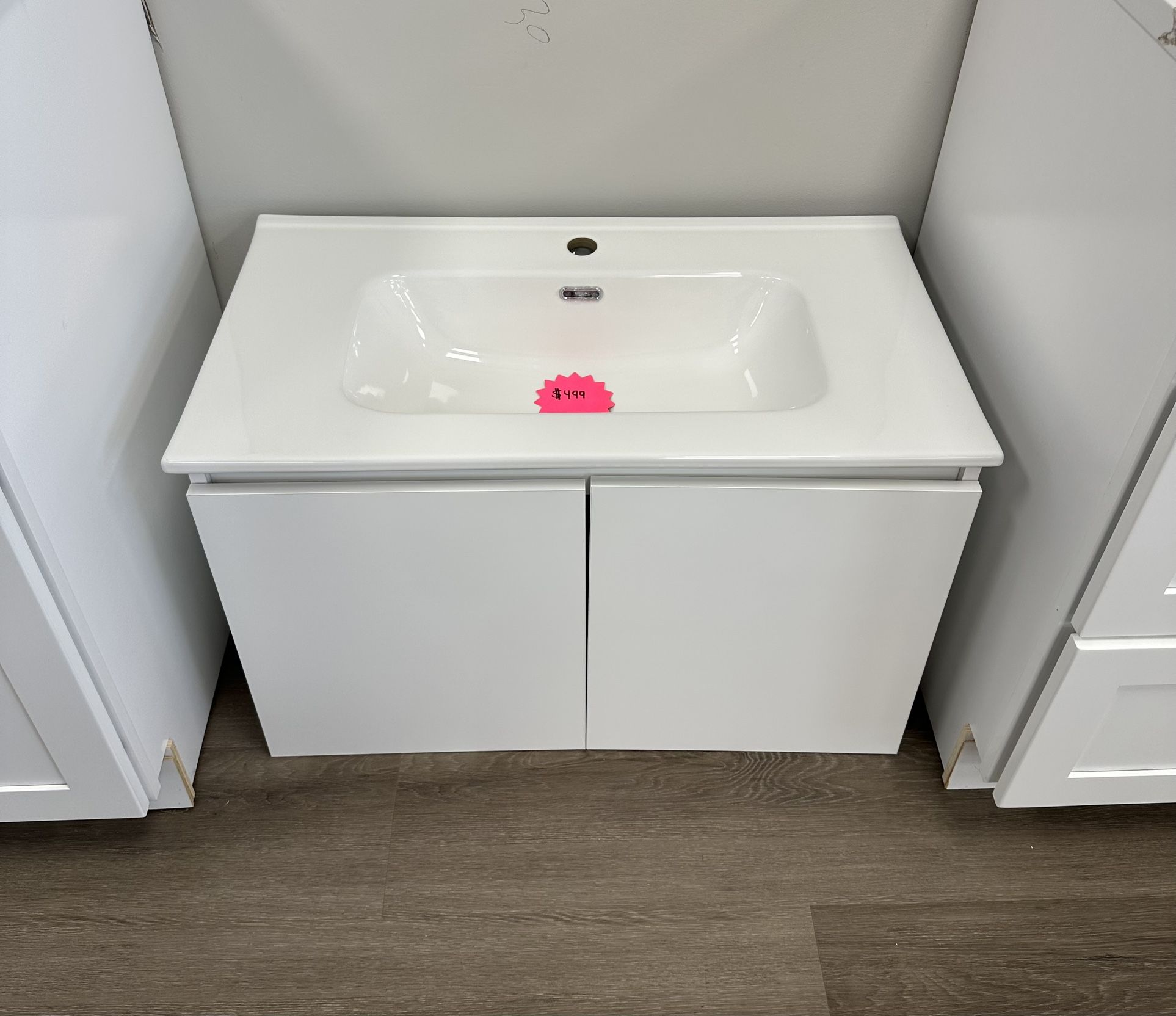 Modern White Bathroom Vanity With Sink
