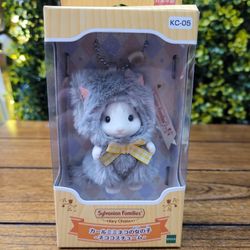 Sylvanian Families Curly Ear Cat Girl Figure