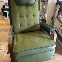 1967 La-z-boy Recliner Chair Avocado Green