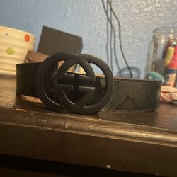 Gucci belt
